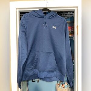 Women’s XL Under Armour hoodie